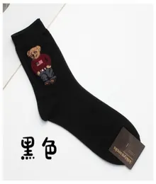 MEN039S SOCKS 2021 MISTA 5 CORES CORDONOTONOTONATION BRIPLABLE Skate Board Men Happy Winter Cartoon Urso Mid Tube Para Presente de Natal1022831