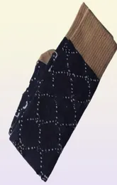 男の子の女の子の手紙靴下秋の冬のブランドキッズレター印刷されたチューブの膝のハイストッキング子供服3ペアセット7795631