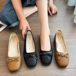 Sıradan Ayakkabı Marka Tasarımı Dokumalı Desen Bale Düz Kadın Yumuşak Sole Bowknot Balerin Ladies Kıvalanmış Sığ Moamers