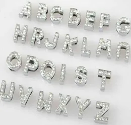 Hela 10mm 130pcslot AZ Full Rhinestones Slide Letters DIY Alfabet Charm Tillbehör Passar för 10mm PET -krage Keychains6244115