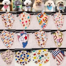 100pcs çok yepyeni varış karışımı 60 renk köpek köpek yavrusu bandana yaka pamuk bandanas evcil kravat tımar ürünleri sp01 201106259b