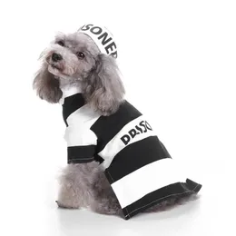 Traje de prisioneiro de animais de estimação com chapéu de halloween listra padrão colarinho de traje de vestido de cachorro de traje de vestido listrado Favors 240402