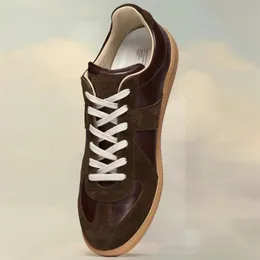 Sapatos novos sapatos de couro genuíno feminino um passo masculino puro original adora sapatos de grossa dexun masculino masculino MM6 Bottom Sports Casual Sports T1