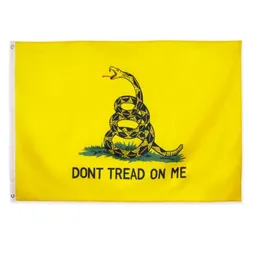 Gadsden Flag Snake Flag Tea Party Bannerは私の旗を踏んではいけません3x5 ftポリエステルガラガラ