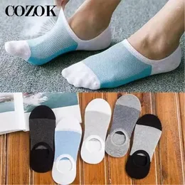 Meias masculinas 5 pares Moda Fibra de bambu não deslizamento Silicone Invisível Compressão de barcos de tornozelo macho meias MEIAS Cotton