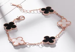 2020 Brandclassic Design Four Clover Charm Bracelet European and American Selling Women039s Fashion Luxary Jewelry Chr3014912