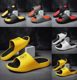 2022 Kany West Slide Runner Mens Slippers Beach Sandals смола пустынная земля белые дети детские кроссовки платформы 2973660