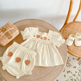 Shorts MILANCEL 2022 Summer Baby Clothing Set Flower Embroidery Girls Suits Peter Pan Tee and Shorts Toddler Girls Clothes Set