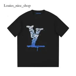 Louies Vuttion Luxury 24SS Trendy Brand Designer Tirm camiseta Mens camiseta de qualidade de algodão de qualidade Impressão de manga curta de manga curta camisa casual vutção macia tee 832