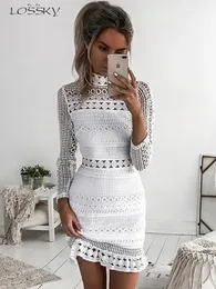 Lossky Sexy White Lace Stitching Hollow Out Party Party Women Women Elegante Mini Casual Casual Casual para 240412