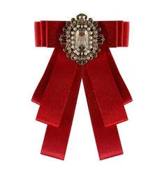 Pinki broszki vintage ta muszka Krawat Brooth Crystal Flower Pins Bowtie Badge Pin for For Women Men Party Party Akcesoria GI4205831