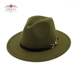 Basker qbhat vanlig färgad ull filt fedora hatt med bältesspänne dekoration män kvinnor jazz chapeau svart panama trilby unisex