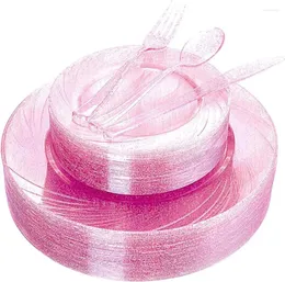 일회용 식기류 로즈 골드 플레이트는 은색 핑크 플라스틱이 40 개가 포함되어 있습니다.
