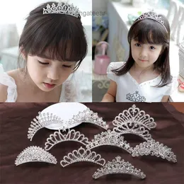 Criança Crown Coroa Love Love Ligo Rhinestone Cartão de cabelo Princesa Performance Inserção de pente Acessórios para cabelo Coroa de pente