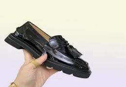 ローファー濃厚なゴムの靴靴チャンキーロゴプラークローファーレディデザイナーレザールクスリイタリアイタリアレディスニーカーSH9308982増加