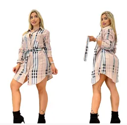 Neue Dessinger -Frauen lässige Plaid gedruckte Blumen weiße Blusen Hemden Single Breasted Fashion Top Shirts Kleid mit Gürtel