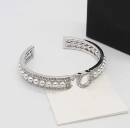 2024 Luxury quality charm opened bangle with diamond and nature shell beads in silver plated have stamp box PS7714B