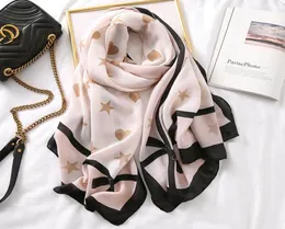 SCHERVES DESIGNER Star Heart Print Women Shawl Shawl Scarf Pink Large Hijab Scarvs for Ladies Spring Spring Summer Wrap Foulard F8679695