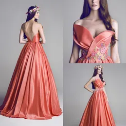 2020 Long Celebrity Dresses Sweetheart Sleeveless con Appliques Sexy Wexless Red Carpet Formal Prom Party Gowns3571415