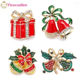 Brosches yexkodes presentförpackning brosch klocka pin jul snögubbe träd kristall charm