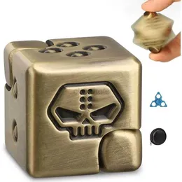 Decompression Toy Metal Fidget Spinner Skull Dice Board Game Mini Square Magnetic Toy Work Study Decompression Tool Desk Decorations Kid Adult Toy 240412