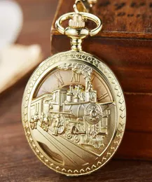 Pocket Uhren Gold Mechanical Watch Hollow Steampunk Zug eingraviertes Handwickel Skelett FOB Kette Halskette Anhänger Clock8349534