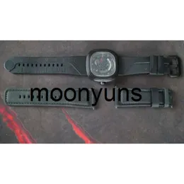 SevenFriday Watch Designer Uhren siebenFriday P-Serie P3/01 Wall of Fame Automatic Black Dial Leder Gummi 82S7 Hochqualität