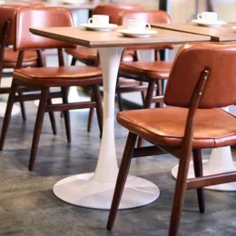 아메리칸 레트로 키친 의자 가죽 식당 의자 두꺼운 편안한 레스토랑 의자 다목적 장면 현대 가구