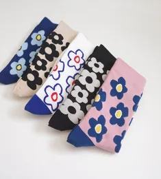 Calzini floreali da cartone animato Calzini a fiori di cotone calze calze calze per donne per la moda della moda 0101092167553