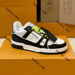 Pure Trainer Lvity Luxury Designer Casual Shoes präglade sneaker Triple Pink Sky Blue Black Green Gul Denim Low Men Sneakers Women Trainers Louisvutton Shoes 679