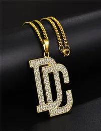 Mode män kvinnor hip hop brev dc stora hänge halsband smycken full strass design 18k guld pläterade kedjor trendig punk halsband2541416