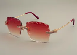 Neue Luxus -Mode -Gravur -Objektiv Sonnenbrille 8300177Double Row Diamond Metal Tempel Sonnenbrille Gravur Lens Privat Custom Engr8571894