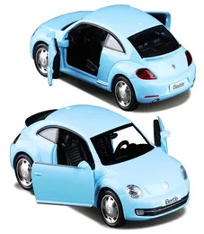 1:36 새로운 Volkgen Beetle Collection 모델 용 Alloy Diecast Metal Car Model Pull Back Car Toys -Red / Sky Blue7706109