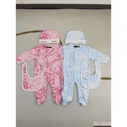 Rompers Fashion Infant Kids Romper Designer Newborn Baby Girls Star Moon tryckte långärmad jumpsuits med hatthaklappar 3st.