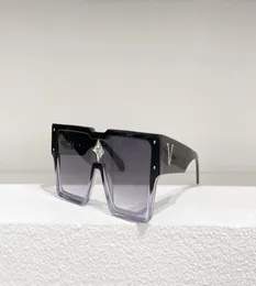 Erkek Kadın İçin Güneş Gözlüğü UNISEX Tasarımcı Goggle Beach Siklon Spor Maskesi Güneş Gözlüğü Siyah Milyonerler Square Tasarım UV400 BO9090892
