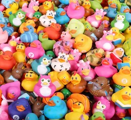 100 st slumpmässiga gummi multi stilar baby badrum badrum vatten leksak pool flytande leksak y20032336588744111618