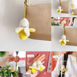 Новая сеть Kawaii Cartoon Plush Banana Keychain Toy Doll Chaine для женщин мужчина Kid Backpack Accessories аксессуары подарка на день рождения подарки