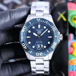 Нарученные часы Дизайнер Смотреть TH0046 Фабричные часы автоматическое движение водного защищенного роскошного модного стиля ретро бизнеса