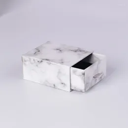 غلاف الهدايا 1000pcs 6x6x3.5cm مربع رخام مع شعار ختم رقائق الذهب على الغلاف