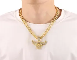 Collane a pendente Fashion Cuba Men Hip Hop Full Rhinestone Bull Head collana scintillante Oro Punk per fidanzato Gift4125878