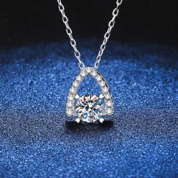 S925 Live -Kette Sterling Sier Moissanit Halskette voller Liebes Eisen -Turm -Plattierung Pt950 Moissanit Diamant Halskette Weibchen