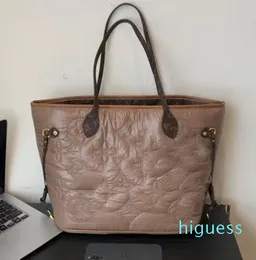 2024 Inverno Style Totes Compras Bolsa de algodão Bolsa de letra de letra de luxo Bolsas de letra feminina Designer Saco de compras de abóbora Tote bolsa de ombro feminina