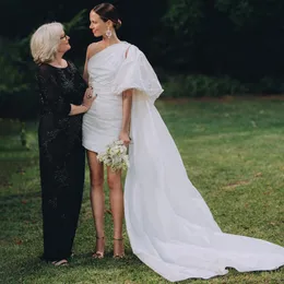DHgate.com:One-Shoulder Short Bridal Gown with Large Bow