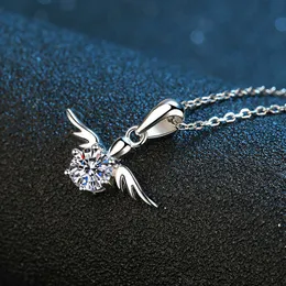 Sier S925 Sterling Pendant Pendant femmina Coissanite Necklace Female Angel Wings 50 Minutes Coissanite Necklace