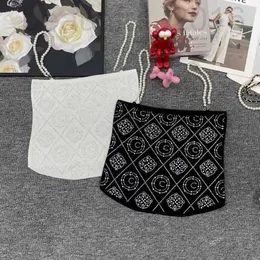 Kadın Tankları Camis Tasarımcı Minmin Xiaoxiangshan Camellia Çiçek Boncuk Sıcak Haddelenmiş Elmas Örme Tank Top Yaz İçin Yeni İnci Zinciri Ekleme Sling E2B3