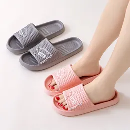 2025 Pembe Moda Sandalet Kadın Plaj Sandalet Slaytlar Yeni Renk Flip Flops Yüksek Kaliteli Terlik Diğer