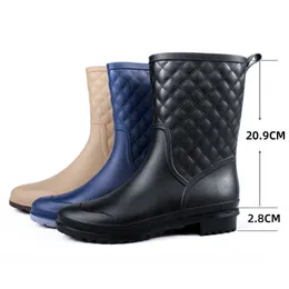 Botas informales a cuadros para mujer, zapatos de lluvia a media pantorrilla, sin cordones, de tubo medio, para dorosłych