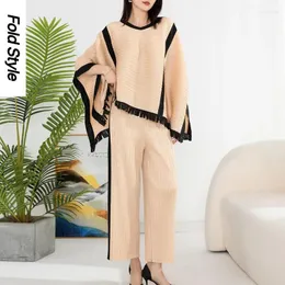 Work Dresses 2024 년 봄 여성을위한 하이 엔드 주름 패션 세트 대조 Tassel Cape Top Waized Draped Straight Pants