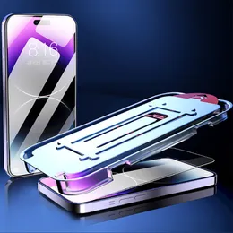 Integritetsdammfria härdat glas för iPhone 15 14 13 12 11 Pro Max Mini XS Max XR 14 Plus Anti Spy Screen Protector Dust Cleaner