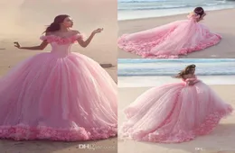 2020 New Pink Quinceanera Ball Gown Dresses Off Shoulder Cap Sleeves Tulle With Flowers Long Sweet 16 Puffy Cathedral Train Party 5436222